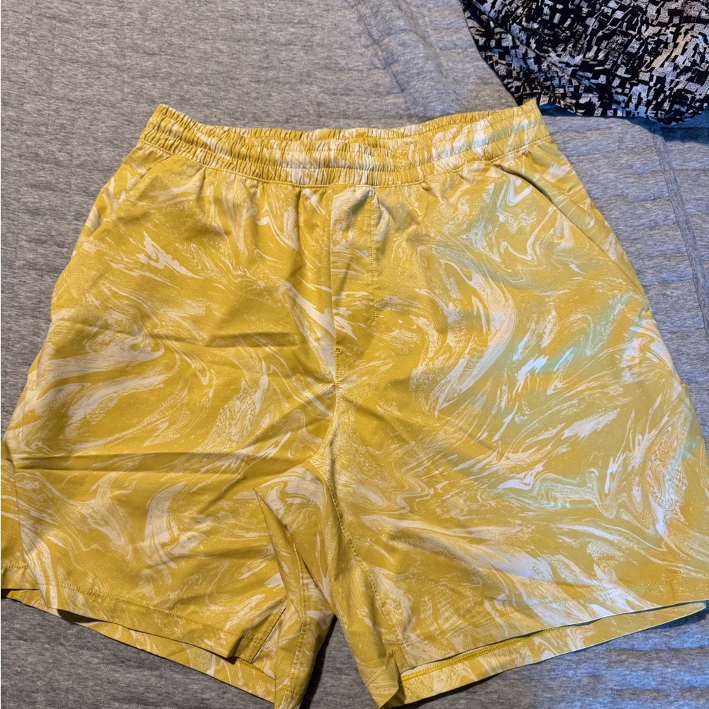 Lululemon Pacebreaker 7”